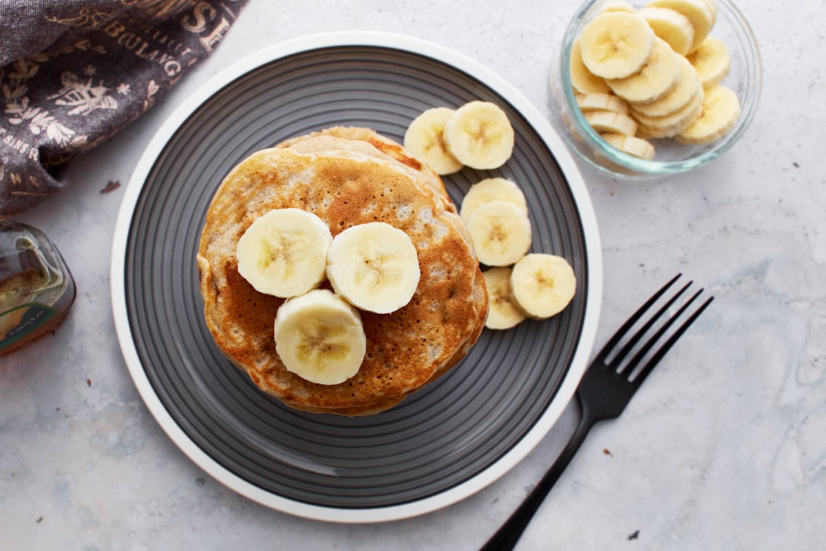 Easy Light & Fluffy Gluten-Free Pancakes: Diner-Style Tops